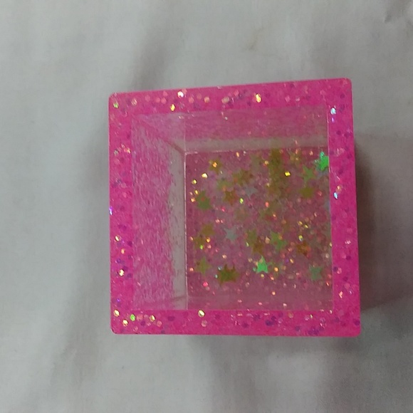 New Handmade Pencil/Candle Holder with Vanilla Tea Light Candle - Picture 5 of 6